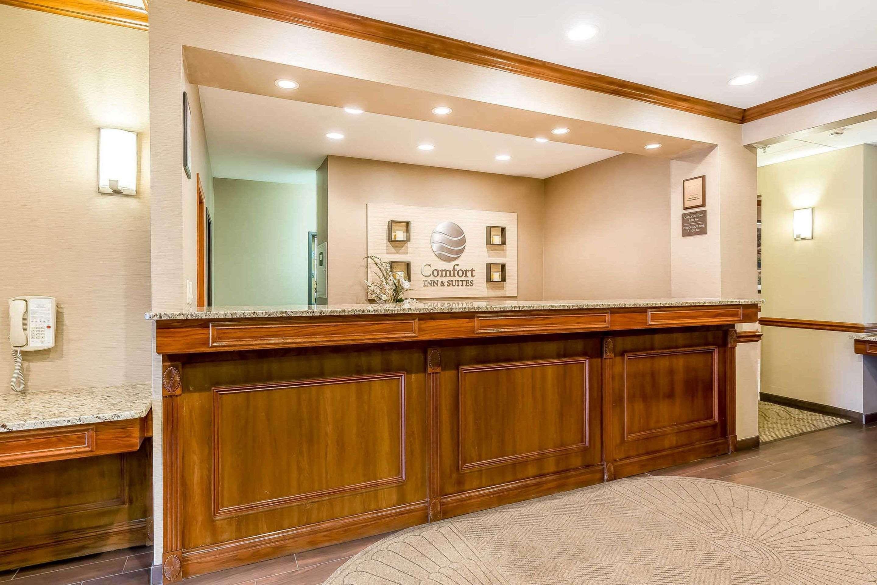 Comfort Inn & Suites East Moline Near I-80 Εξωτερικό φωτογραφία