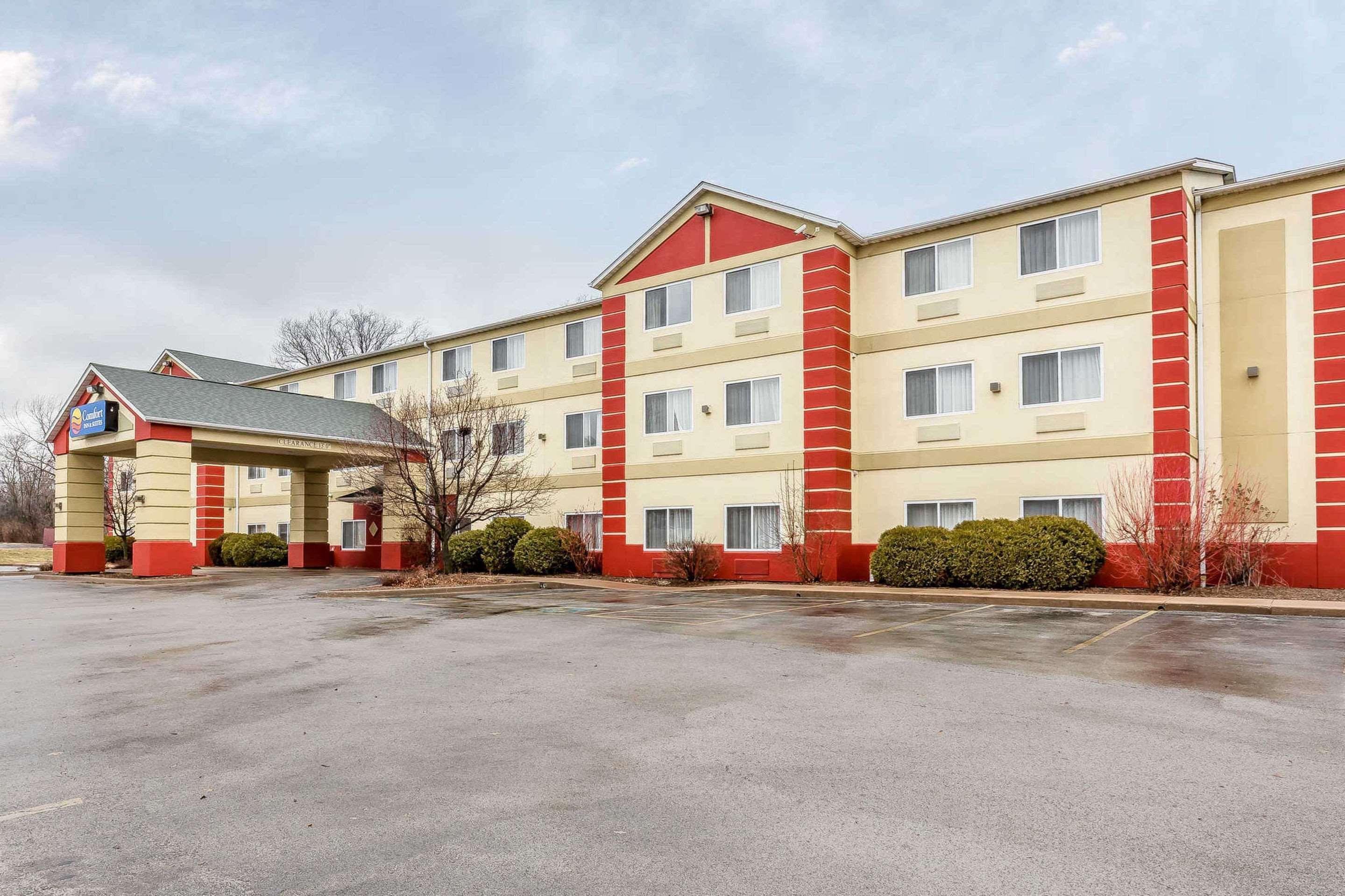Comfort Inn & Suites East Moline Near I-80 Εξωτερικό φωτογραφία
