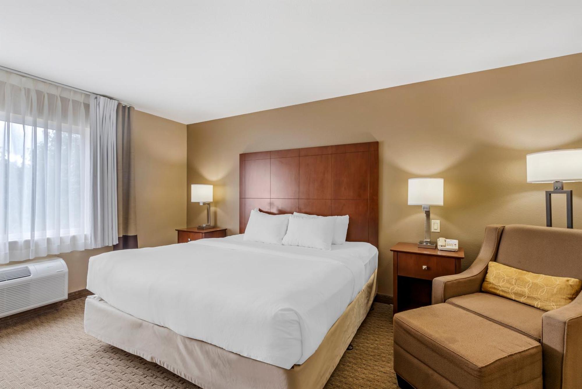 Comfort Inn & Suites East Moline Near I-80 Εξωτερικό φωτογραφία