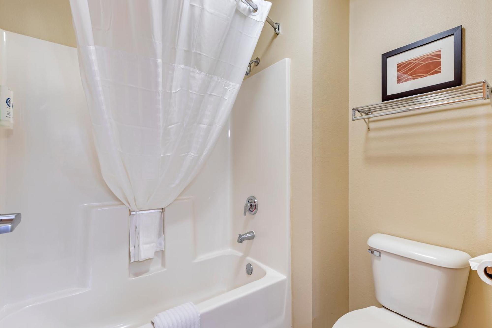 Comfort Inn & Suites East Moline Near I-80 Εξωτερικό φωτογραφία